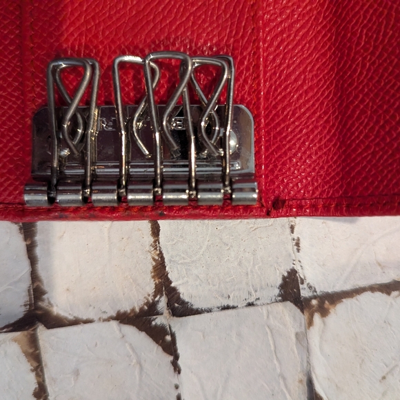 EUC Bvlgari Clip Back Key Holder - Picture 8 of 12